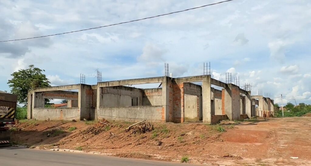 Porangatu anuncia retomada de obras de duas creches paralisadas há mais de 10 anos