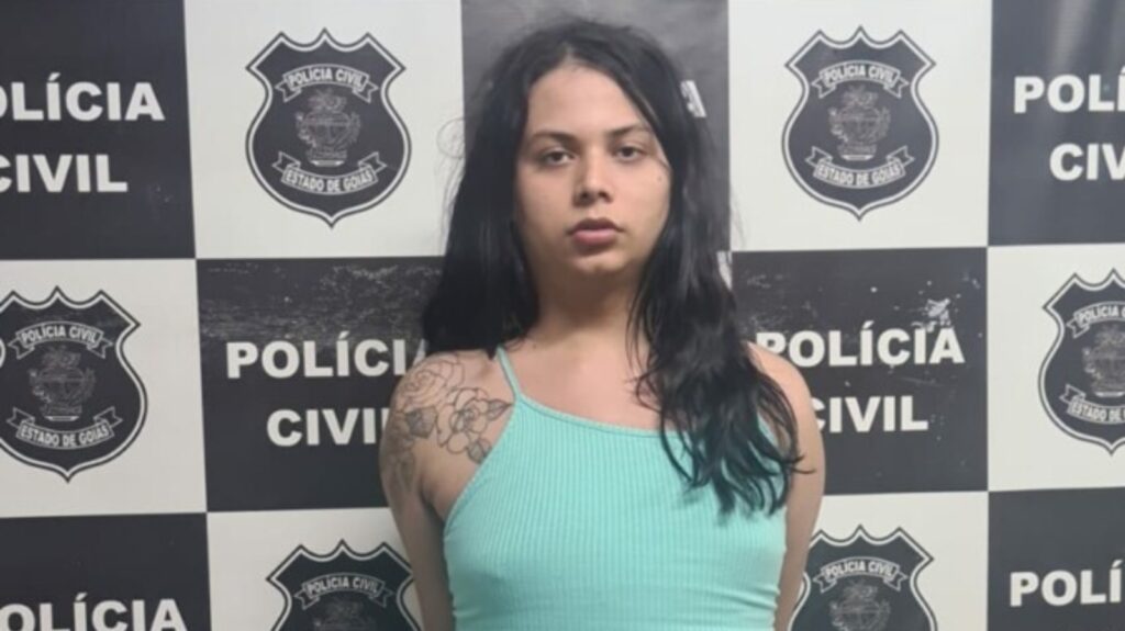 Mulher é presa após pedir PIX para não divulgar imagens íntimas de homem mulher-e-presa-apos-pedir-pix-para-nao-divulgar-imagens-intimas-de-homem