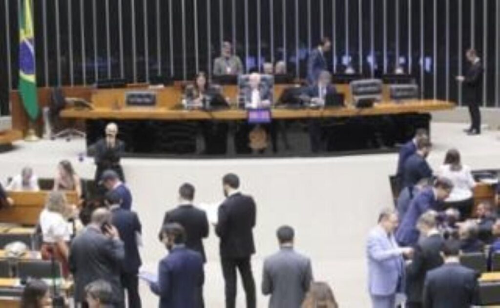 Câmara aprova Cadastro Nacional de Pedófilos e inclui castração química camara-aprova-cadastro-nacional-de-pedofilos-e-inclui-castracao-quimica