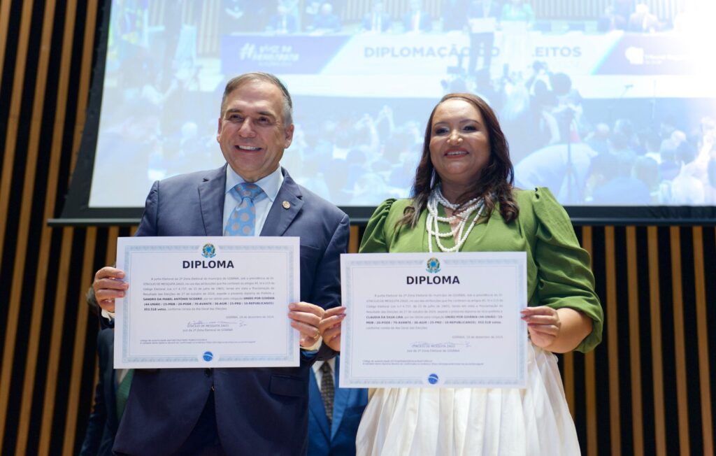 “goiania-vai-ter-dois-prefeitos”,-diz-sandro-mabel-sobre-vice-coronel-claudia