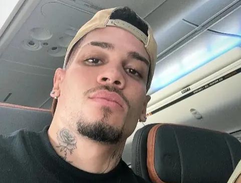 Paulinho curte show em SP enquanto negociação com Palmeiras avança paulinho-curte-show-em-sp-enquanto-negociacao-com-palmeiras-avanca