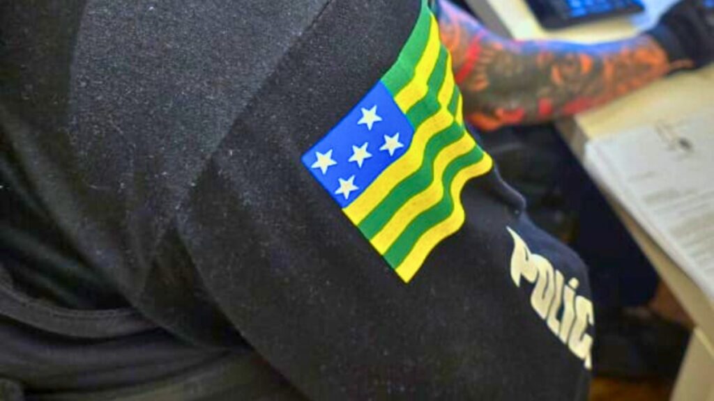 Casal é preso por encomendar morte de homem por herança de R$ 3 milhões casal-e-preso-por-encomendar-morte-de-homem-por-heranca-de-r$-3-milhoes