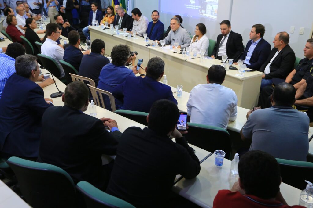 sandro-mabel-anuncia-11-novos-secretarios-de-seu-governo