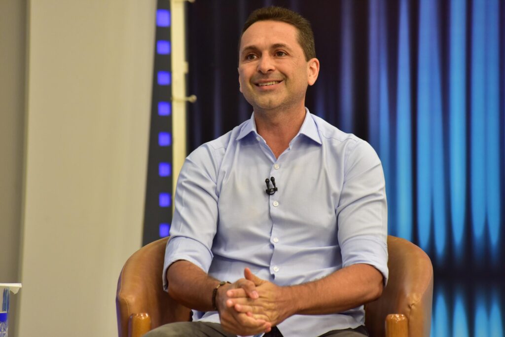 Leandro Vilela fecha secretariado e promete gestão técnica leandro-vilela-fecha-secretariado-e-promete-gestao-tecnica