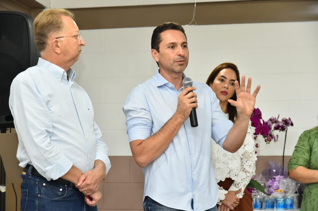 Prefeito de Aparecida se reúne a gestores escolares para planejamento da Educação municipal prefeito-de-aparecida-se-reune-a-gestores-escolares-para-planejamento-da-educacao-municipal