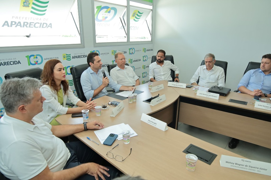 Leandro Vilela anuncia corte de gastos para reequilibrar as contas do município leandro-vilela-anuncia-corte-de-gastos-para-reequilibrar-as-contas-do-municipio