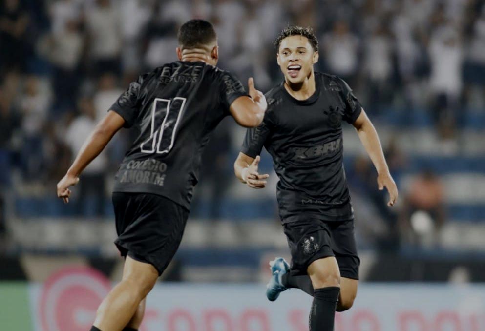 corinthians-goleia-vila-nova-go-e-avanca-para-as-oitavas-da-copinha