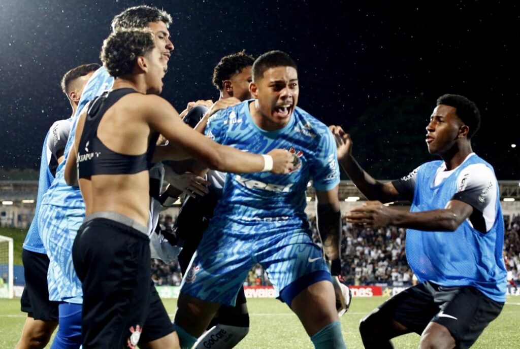 Corinthians avança às quartas de final após disputa dramática nos pênaltis corinthians-avanca-as-quartas-de-final-apos-disputa-dramatica-nos-penaltis