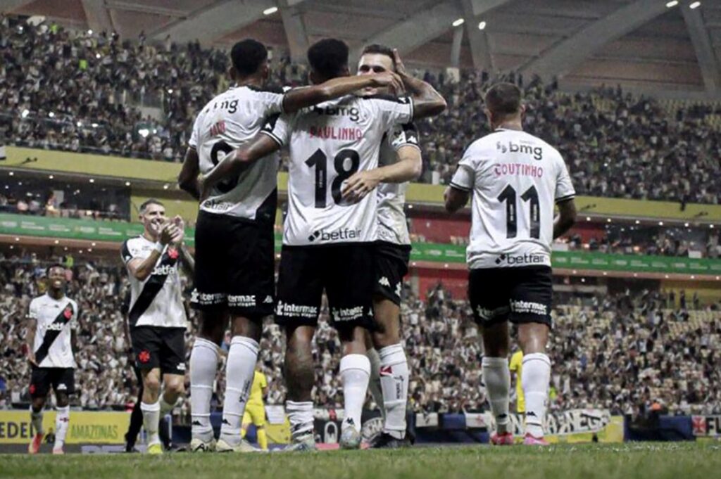 vasco-vence-o-madureira-e-desencanta-no-carioca