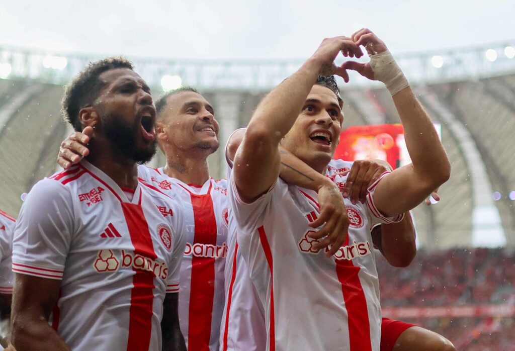 Internacional vence o Juventude com dois gols de Borré e assume a liderança do grupo internacional-vence-o-juventude-com-dois-gols-de-borre-e-assume-a-lideranca-do-grupo