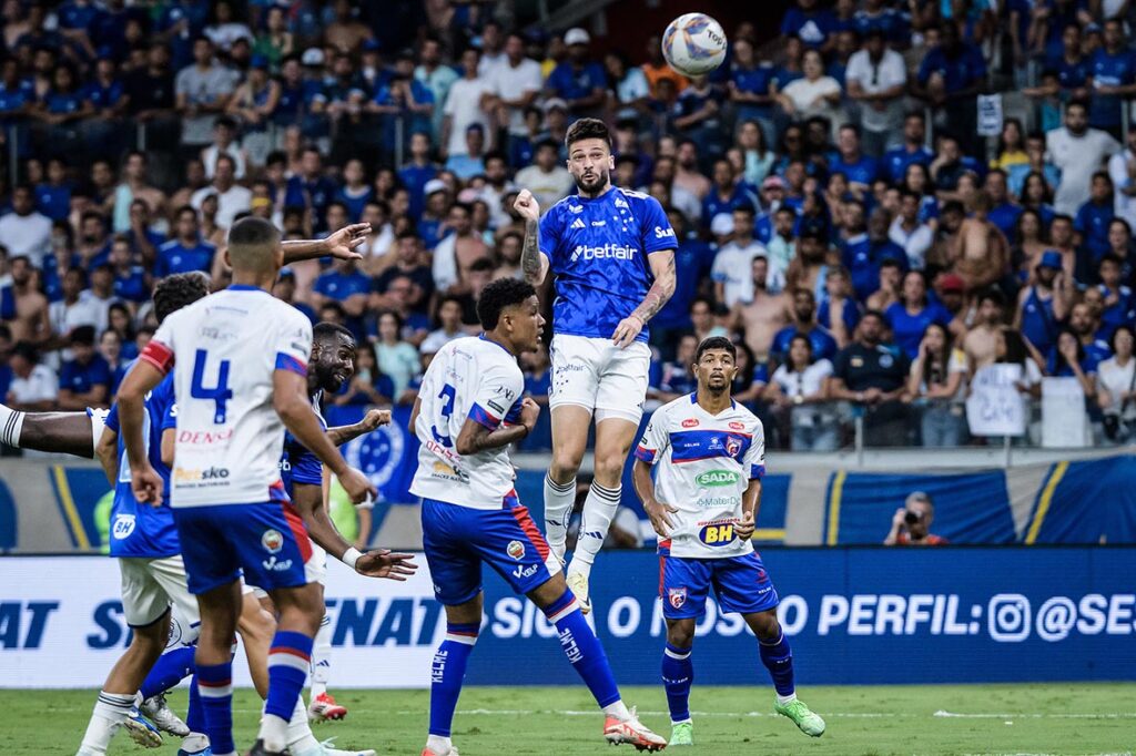 Cruzeiro empata com o Betim em casa e técnico é vaiado pela torcida cruzeiro-empata-com-o-betim-em-casa-e-tecnico-e-vaiado-pela-torcida