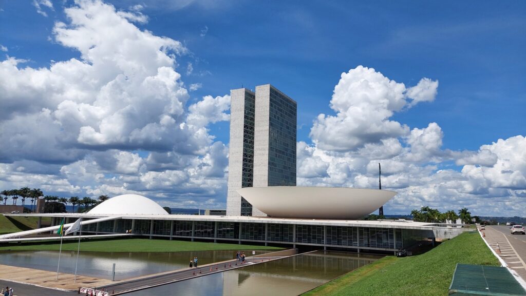 Radar confirma que maioria dos deputados e senadores de Goiás votou com o governo Lula radar-confirma-que-maioria-dos-deputados-e-senadores-de-goias-votou-com-o-governo-lula