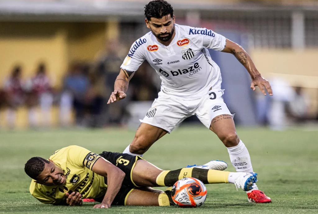 Santos perde para o São Bernardo e chega a quatro jogos sem vitória santos-perde-para-o-sao-bernardo-e-chega-a-quatro-jogos-sem-vitoria