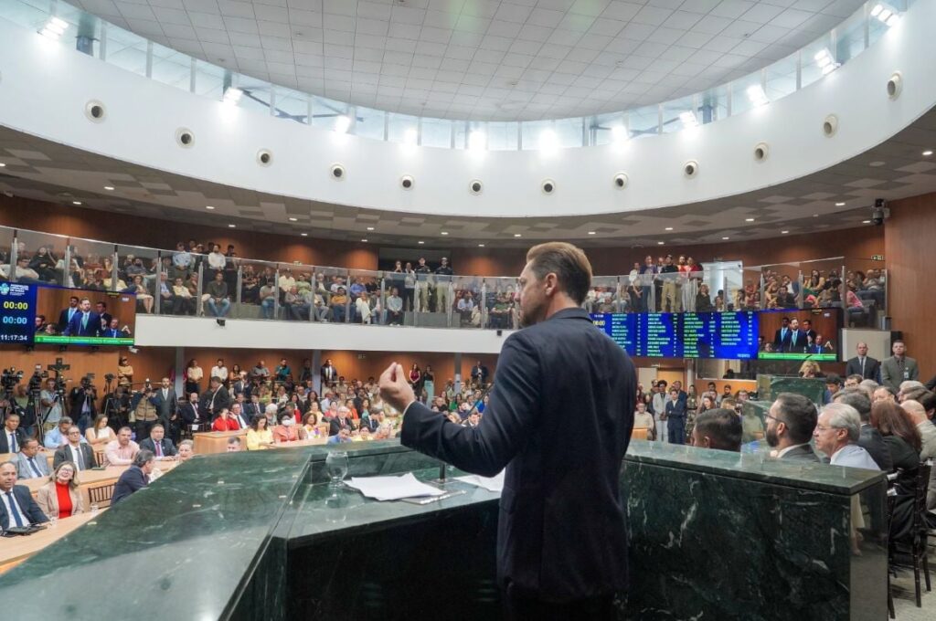 Bruno Peixoto é empossado para novo mandato apontando economia na Alego, em resposta a críticos bruno-peixoto-e-empossado-para-novo-mandato-apontando-economia-na-alego,-em-resposta-a-criticos