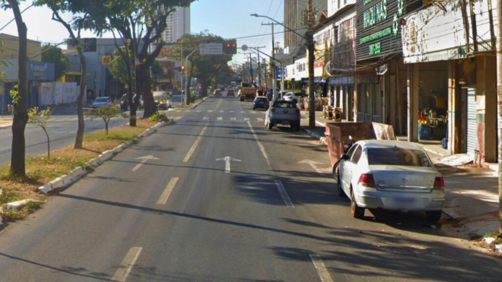 Lojistas criticam proibição de estacionamento em avenidas de Goiânia lojistas-criticam-proibicao-de-estacionamento-em-avenidas-de-goiania
