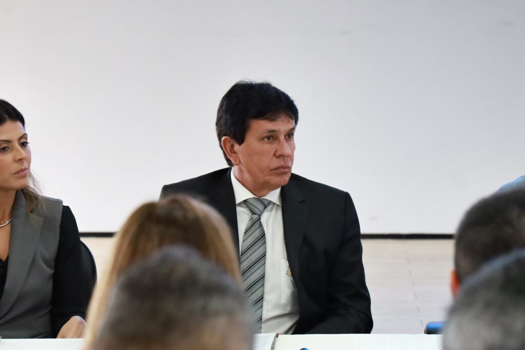 Empresario Fernando Peternella assume Secretaria da Eficiência após buscas frustradas de Mabel empresario-fernando-peternella-assume-secretaria-da-eficiencia-apos-buscas-frustradas-de-mabel