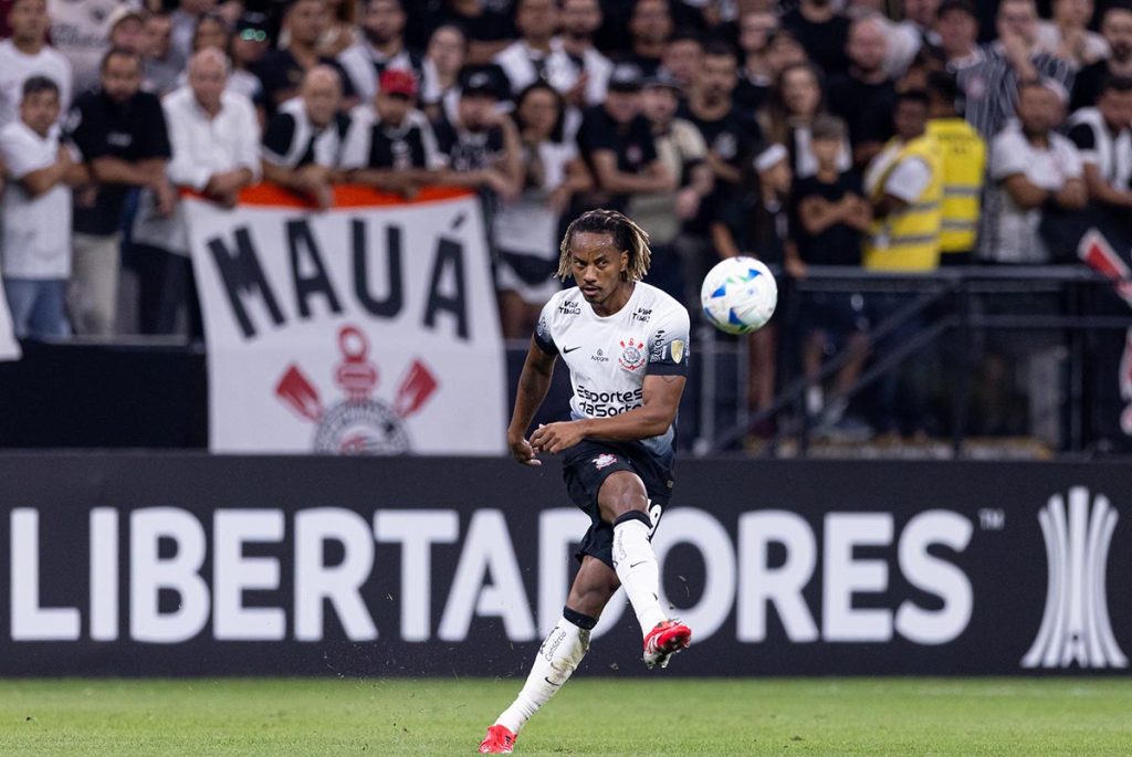 corinthians-vence-universidad-central-nos-ultimos-minutos-e-avanca-na-libertadores
