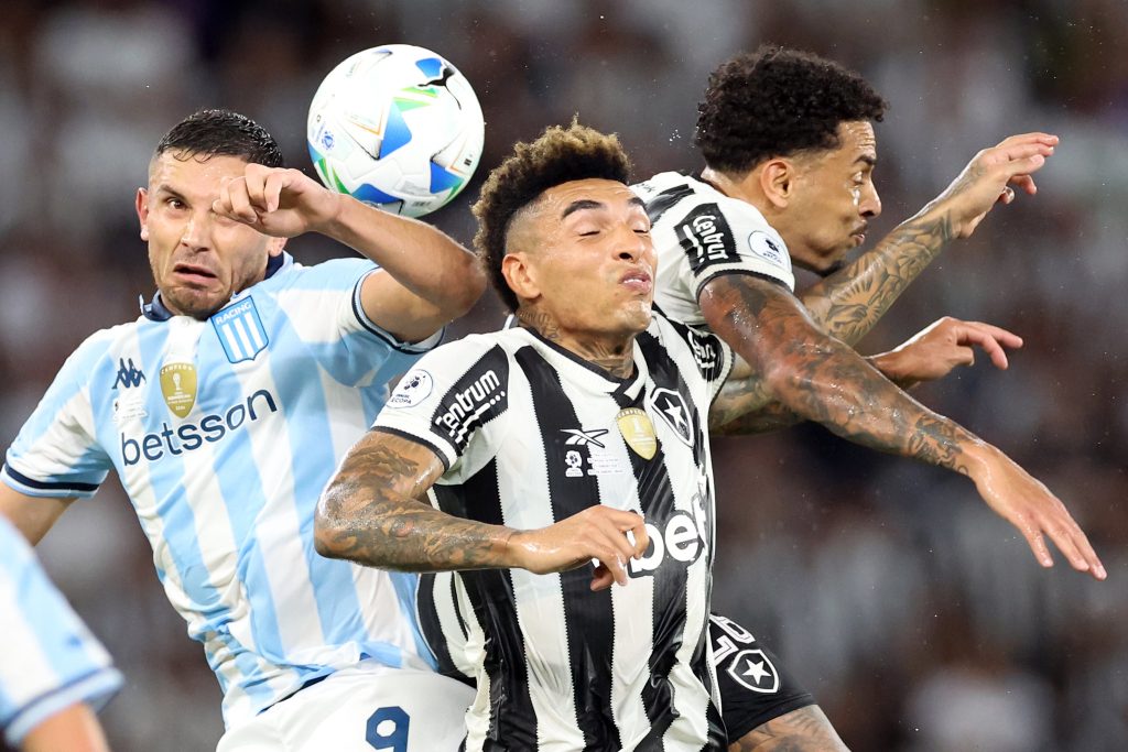 Racing atropela o Botafogo e conquista a Recopa Sul-Americana racing-atropela-o-botafogo-e-conquista-a-recopa-sul-americana