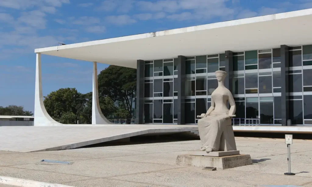STF analisa Lei de Abuso de Autoridade em meio a críticas de entidades jurídicas stf-analisa-lei-de-abuso-de-autoridade-em-meio-a-criticas-de-entidades-juridicas