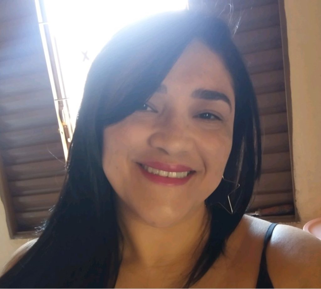 Diretora de escola estadual é morta a tiros pelo marido, em Aparecida de Goiânia diretora-de-escola-estadual-e-morta-a-tiros-pelo-marido,-em-aparecida-de-goiania
