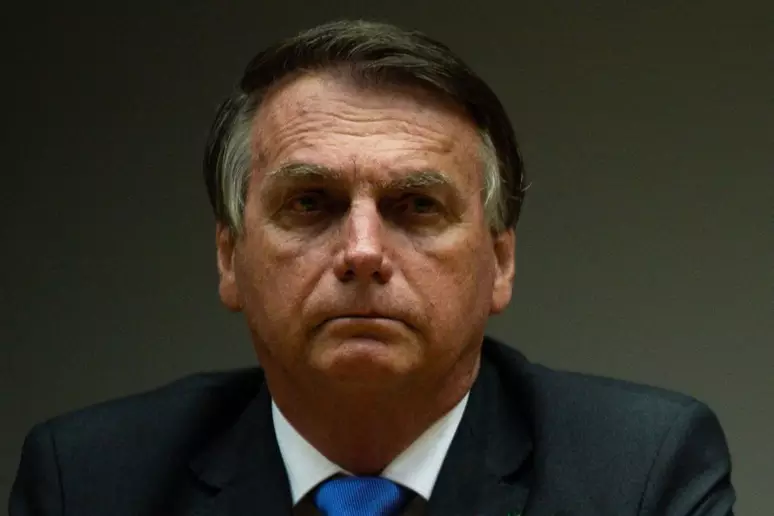 Bolsonaro recorre de decisão que negou impedimento de Dino e Zanin bolsonaro-recorre-de-decisao-que-negou-impedimento-de-dino-e-zanin