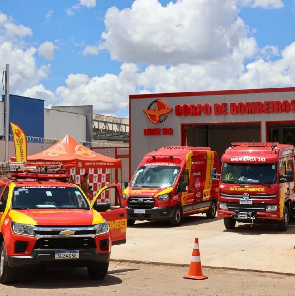 Incêndio atinge colégio no Parque Oeste Industrial em Goiânia incendio-atinge-colegio-no-parque-oeste-industrial-em-goiania
