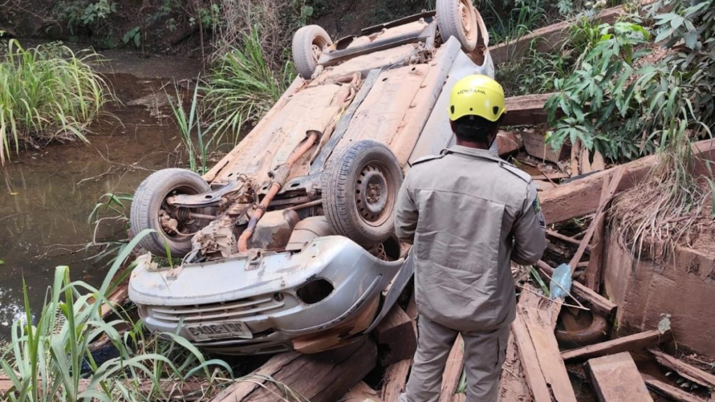 Técnica de enfermagem morre em colisão entre veículos na GO-118 tecnica-de-enfermagem-morre-em-colisao-entre-veiculos-na-go-118