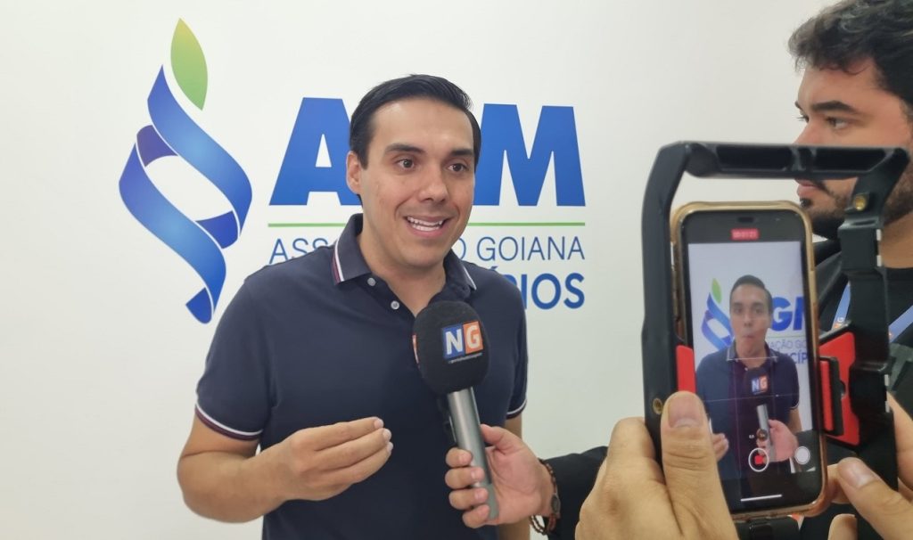 Prefeitos temem queda na arrecadação com isenção do IR até R$ 5 mil prefeitos-temem-queda-na-arrecadacao-com-isencao-do-ir-ate-r$-5-mil