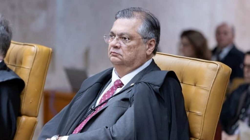 flavio-dino-da-10-dias-para-congresso-explicar-nova-norma-sobre-emendas-que-foge-do-esperado