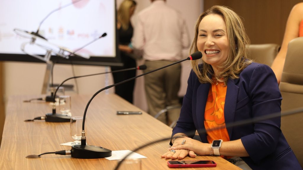 Câmara de Aparecida promove orientação sobre endometriose neste sábado camara-de-aparecida-promove-orientacao-sobre-endometriose-neste-sabado