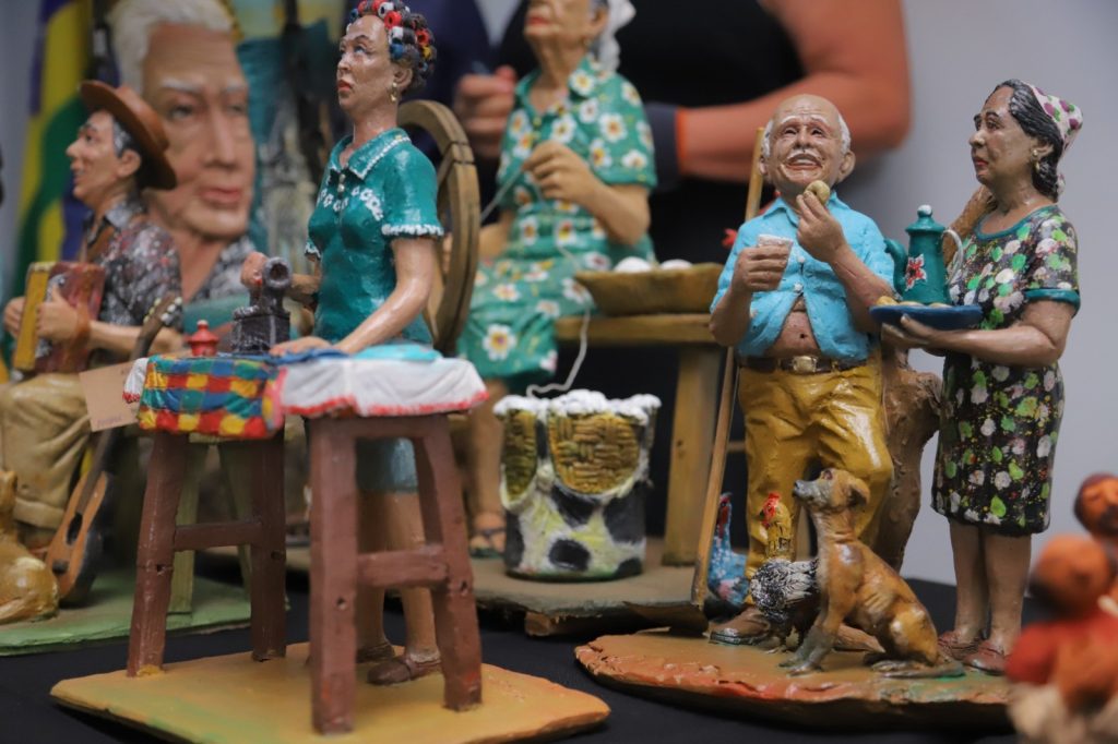 Aparecida de Goiânia realiza exposição com ceramistas e artesãos da cidade aparecida-de-goiania-realiza-exposicao-com-ceramistas-e-artesaos-da-cidade