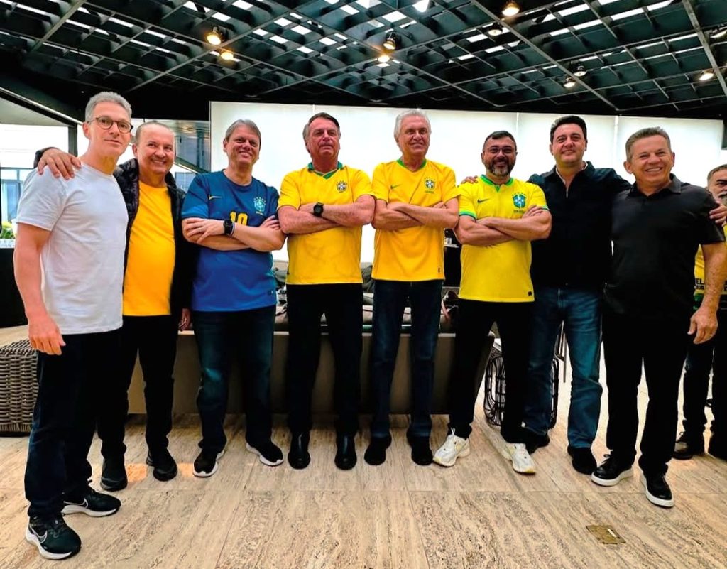 Bolsonaro pede anistia em passeata com apoiadores na Avenida Paulista bolsonaro-pede-anistia-em-passeata-com-apoiadores-na-avenida-paulista