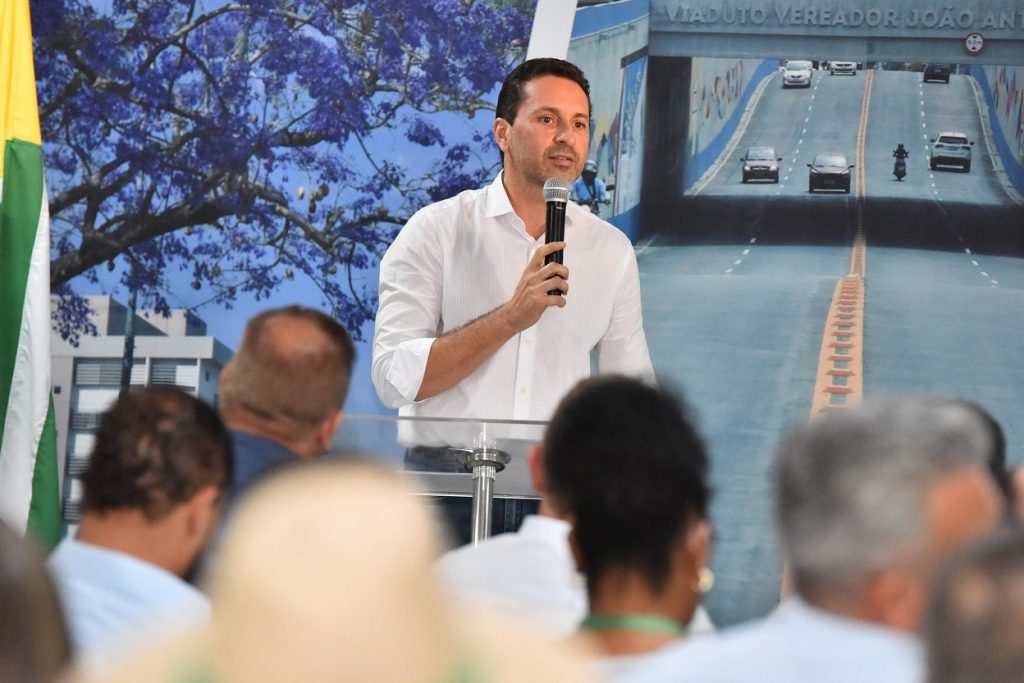 Leandro Vilela lança obras de mobilidade nos 100 dias de gestão em Aparecida leandro-vilela-lanca-obras-de-mobilidade-nos-100-dias-de-gestao-em-aparecida