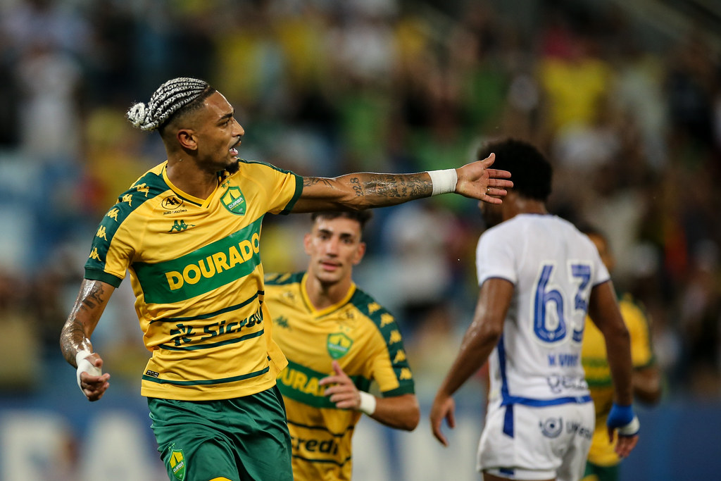 Dourado empata com Avaí na Arena Pantanal dourado-empata-com-avai-na-arena-pantanal