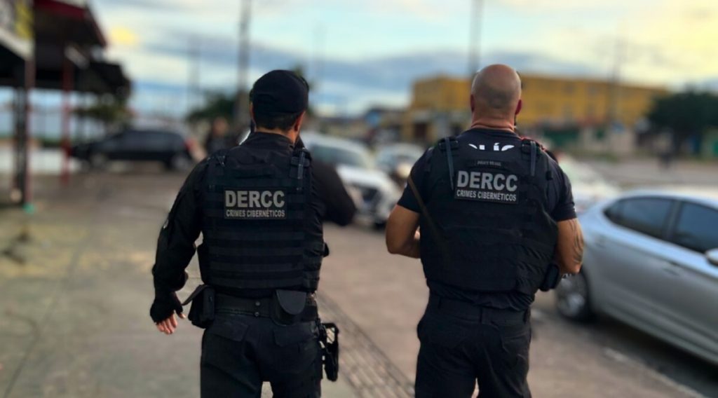 Falsa central bancária: polícia desarticula grupo que movimentou R$ 3,3 milhões falsa-central-bancaria:-policia-desarticula-grupo-que-movimentou-r$-3,3-milhoes