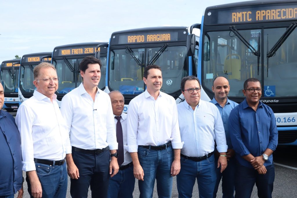 governo-de-goias-entrega-74-onibus-para-a-regiao-metropolitana-de-goiania