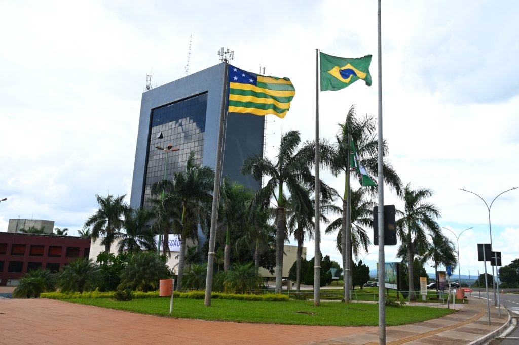 prefeitura-de-goiania-paga-r$-235-milhoes-de-dividas-herdadas-na-saude