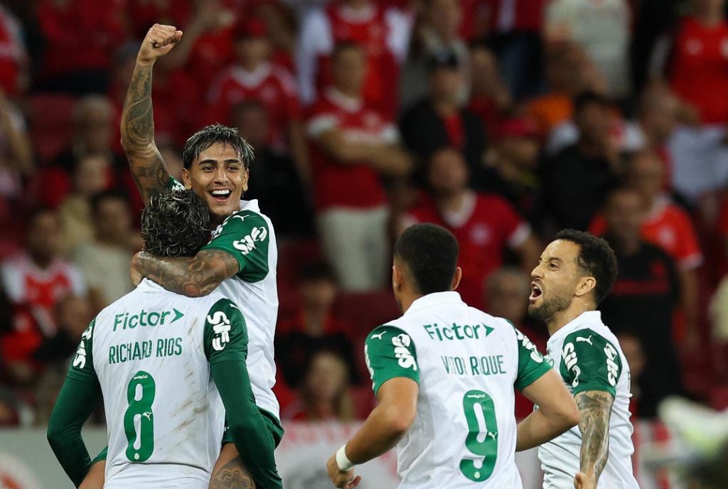 palmeiras-vence-o-internacional-fora-de-casa-no-brasileirao