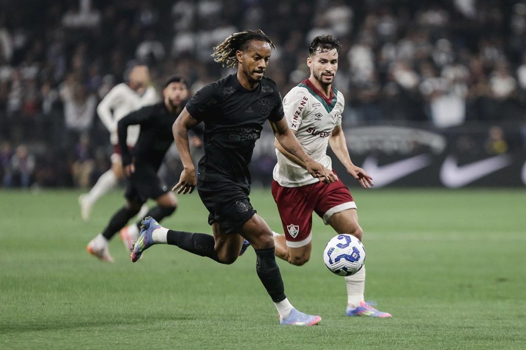 Corinthians aprofunda crise com derrota em casa para o Fluminense pelo Brasileirão corinthians-aprofunda-crise-com-derrota-em-casa-para-o-fluminense-pelo-brasileirao