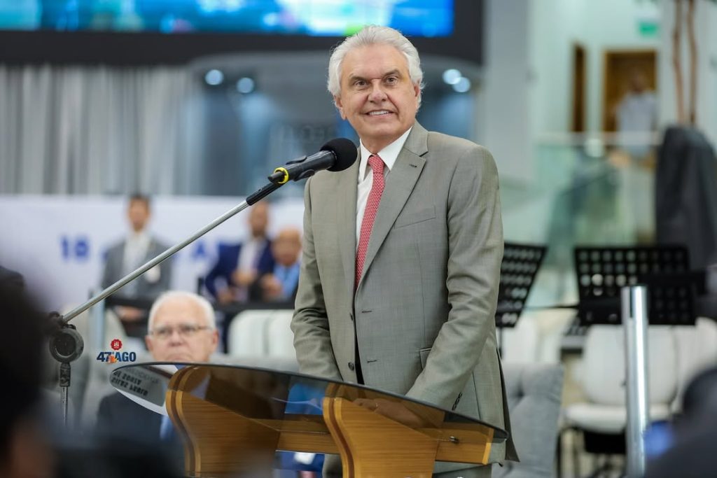 Caiado destaca conquistas de seus governos em Goiás durante evento evangélico caiado-destaca-conquistas-de-seus-governos-em-goias-durante-evento-evangelico