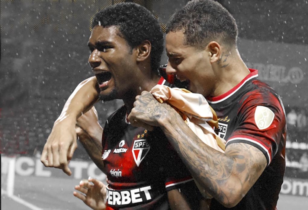São Paulo vence o Libertad e assume a liderança do Grupo D da Libertadores sao-paulo-vence-o-libertad-e-assume-a-lideranca-do-grupo-d-da-libertadores