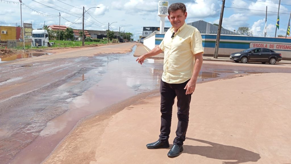 Vereador Edmilson Andrade cobra soluções para alagamento crônico próximo ao Colégio Militar de Porangatu
