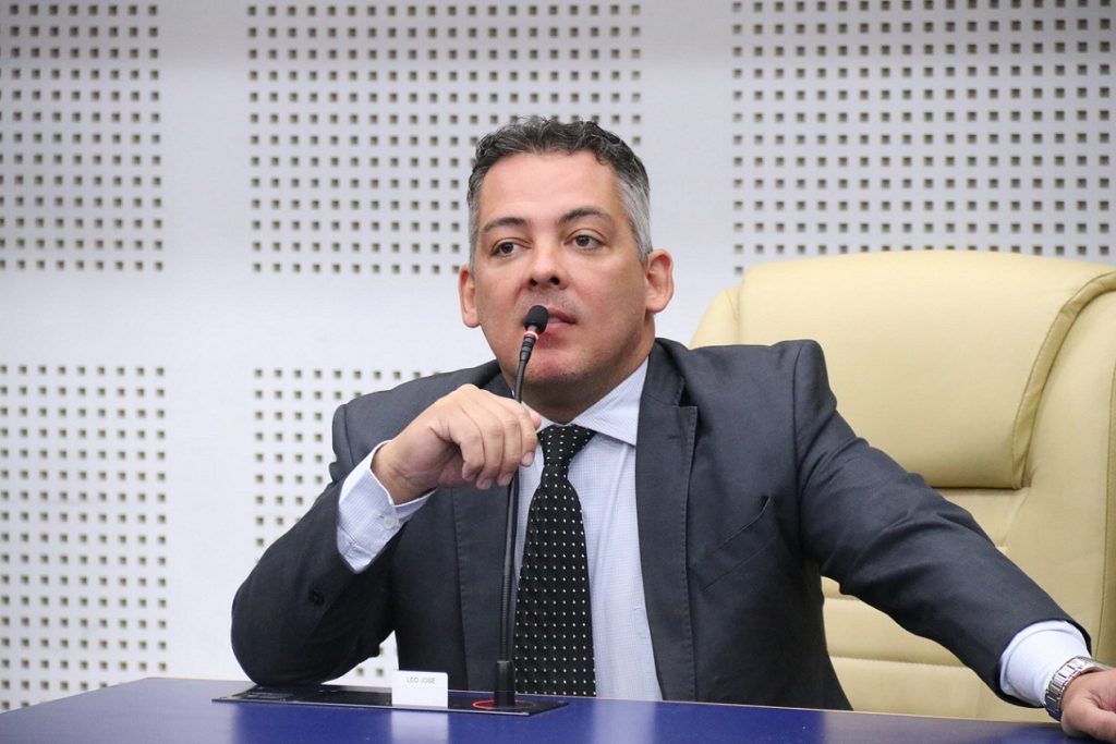 Câmara de Goiânia proíbe ‘elevador social’ e ‘elevador de serviço’ em edifícios camara-de-goiania-proibe-‘elevador-social’-e-‘elevador-de-servico’-em-edificios