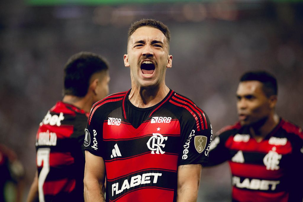 flamengo-vence-ldu-no-maracana-e-assume-a-vice-lideranca-do-grupo-c-na-libertadores
