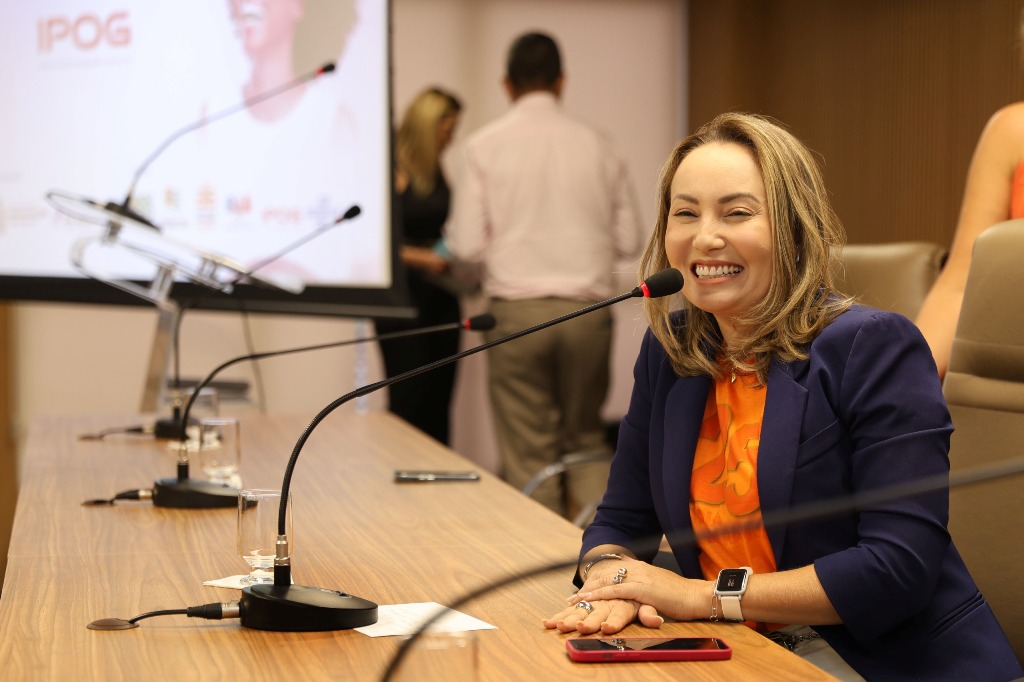 Camila Rosa e Tales de Castro propõem lei de apoio a mulheres vítimas de violência camila-rosa-e-tales-de-castro-propoem-lei-de-apoio-a-mulheres-vitimas-de-violencia