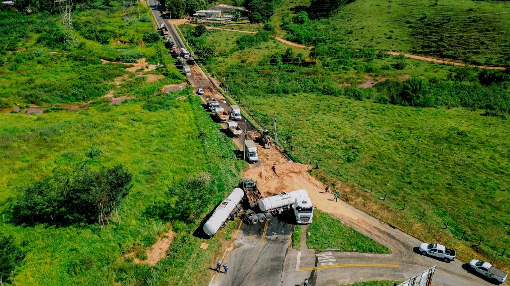 Prefeitura multa empresa em R$ 1 milhão após vazamento de diesel em Senador Canedo prefeitura-multa-empresa-em-r$-1-milhao-apos-vazamento-de-diesel-em-senador-canedo