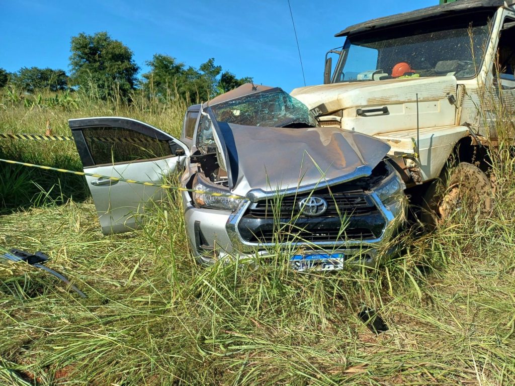 Acidente na BR-153 em Goiás mata sogros de deputado acidente-na-br-153-em-goias-mata-sogros-de-deputado