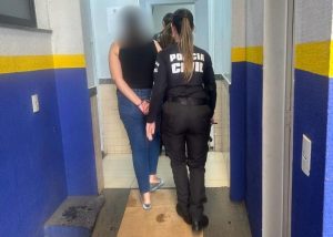 casal-e-preso-em-goiania-por-suspeita-de-torturar-de-filha-de-4-anos