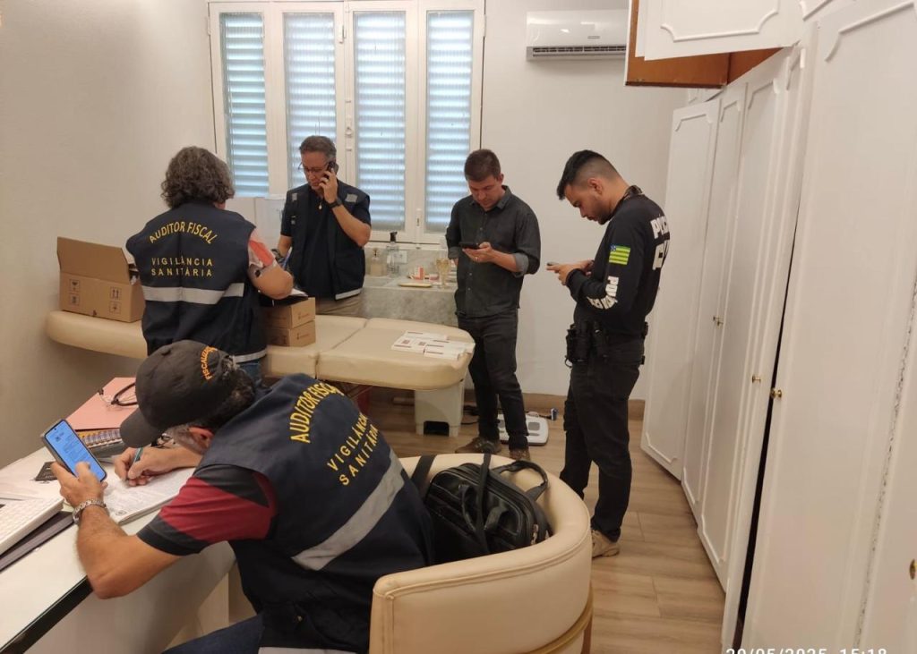 Médica é presa por suspeita de prescrição indevida de medicamentos medica-e-presa-por-suspeita-de-prescricao-indevida-de-medicamentos
