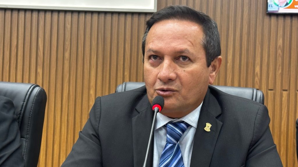 Vereador Geraldo Santa Rita cobra melhorias urgentes no Setor Juarez Barbosa para atendimento à população que depende de medicamentos especiais